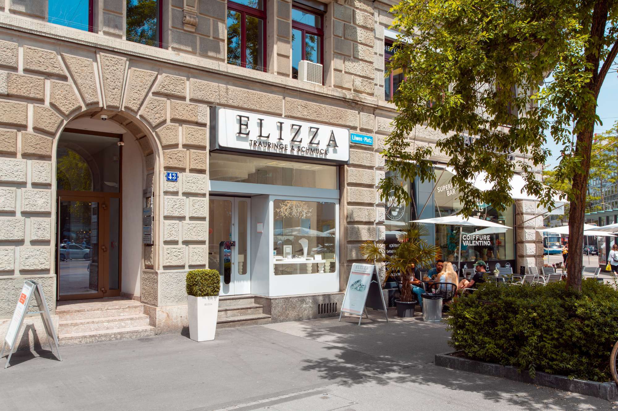 elizza_fine_jewellery_store_at_lowenstrasse_43_zurich_switzerland