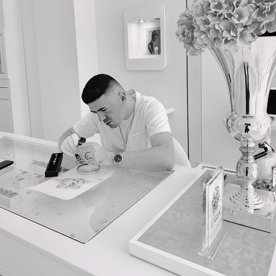 lazar_cebbar_at_work_fine_jeweller_at_elizza_examining_diamonds