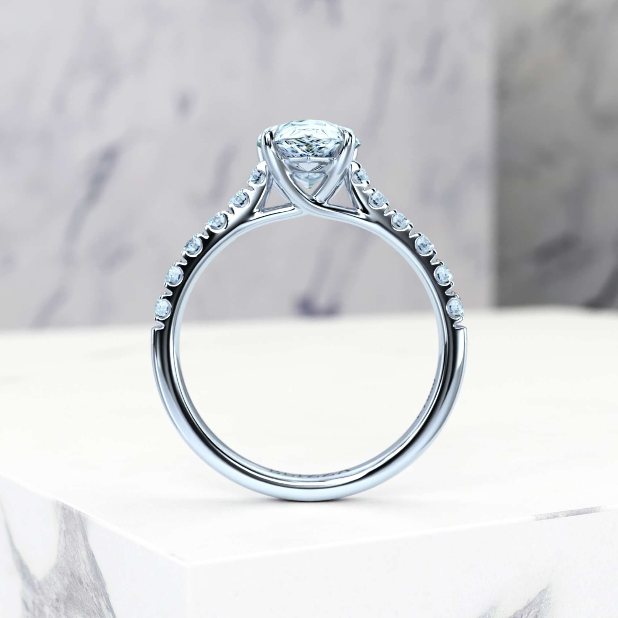 Engagement ring Edana Pear | Pear | Platinum | Natural | GIA Certified | 0.30ct SI1 H 5