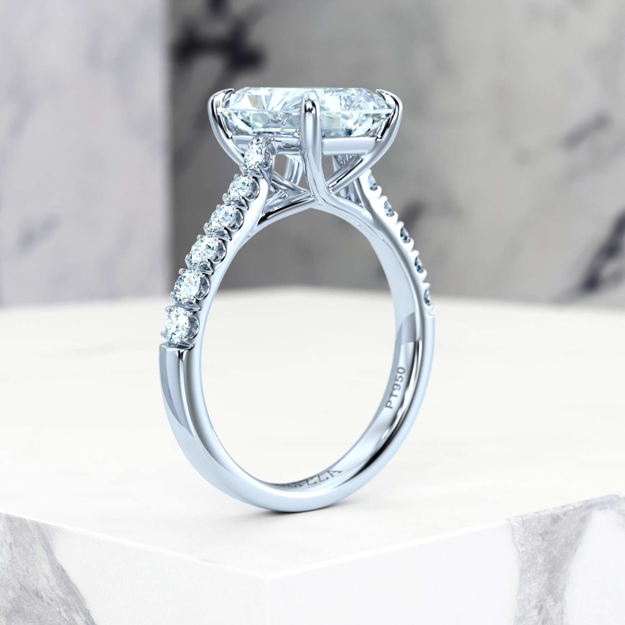 Engagement ring Edana Radiant | GIA Certified | Natural diamond | Radiant | Platinum | 0.30ct SI1 H | 9