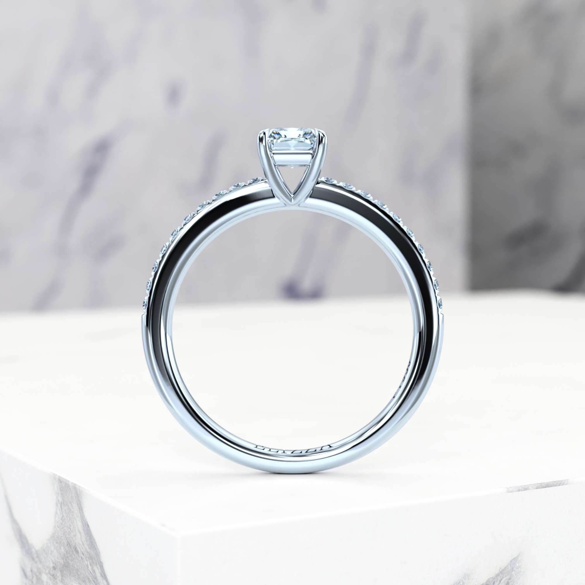 Verlobungsring Evelyn Radiant | Radiant | 14K Weissgold | Natural | GIA Certified | 0.30ct SI1 H 4