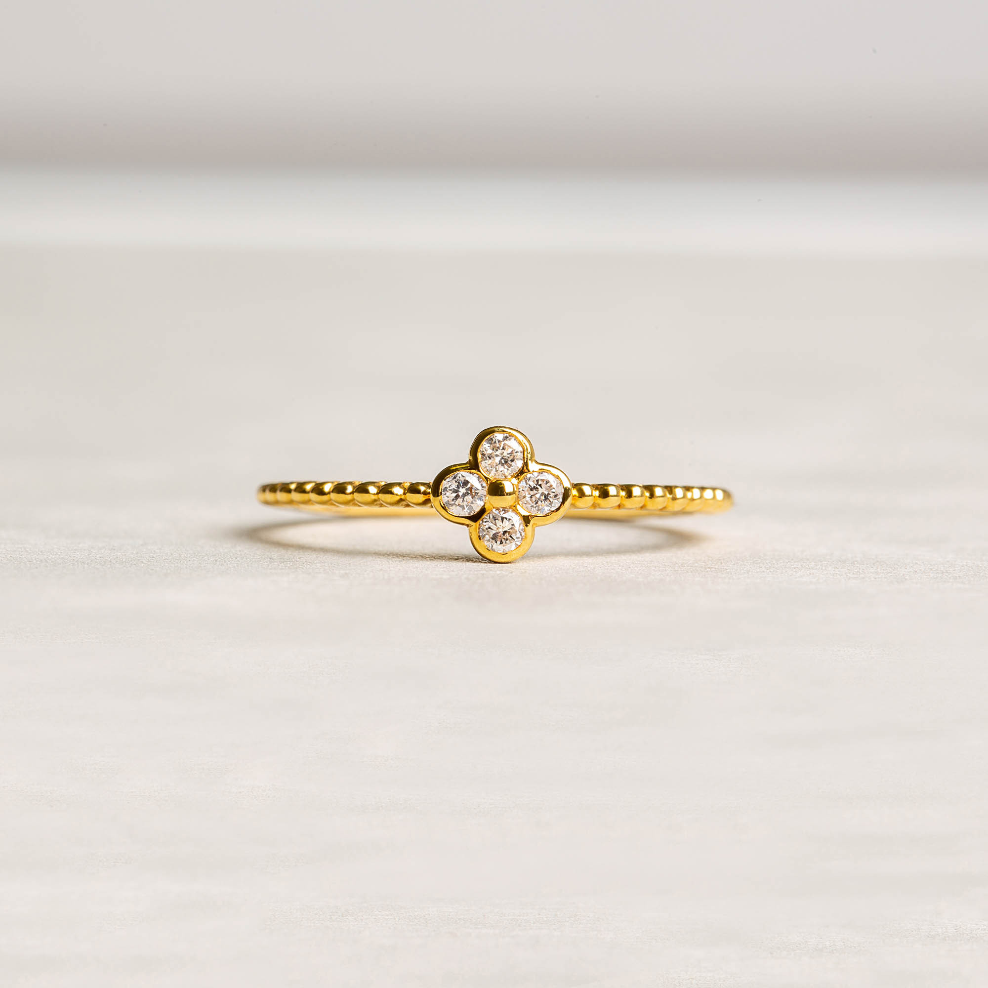 Four Leaf Clover Diamond Ring | 18K Yellow Gold 1