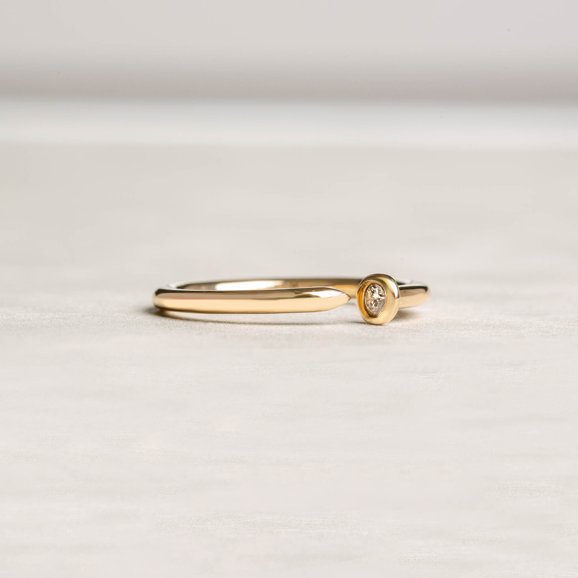 Nail diamond ring | 18K Yellow Gold 1