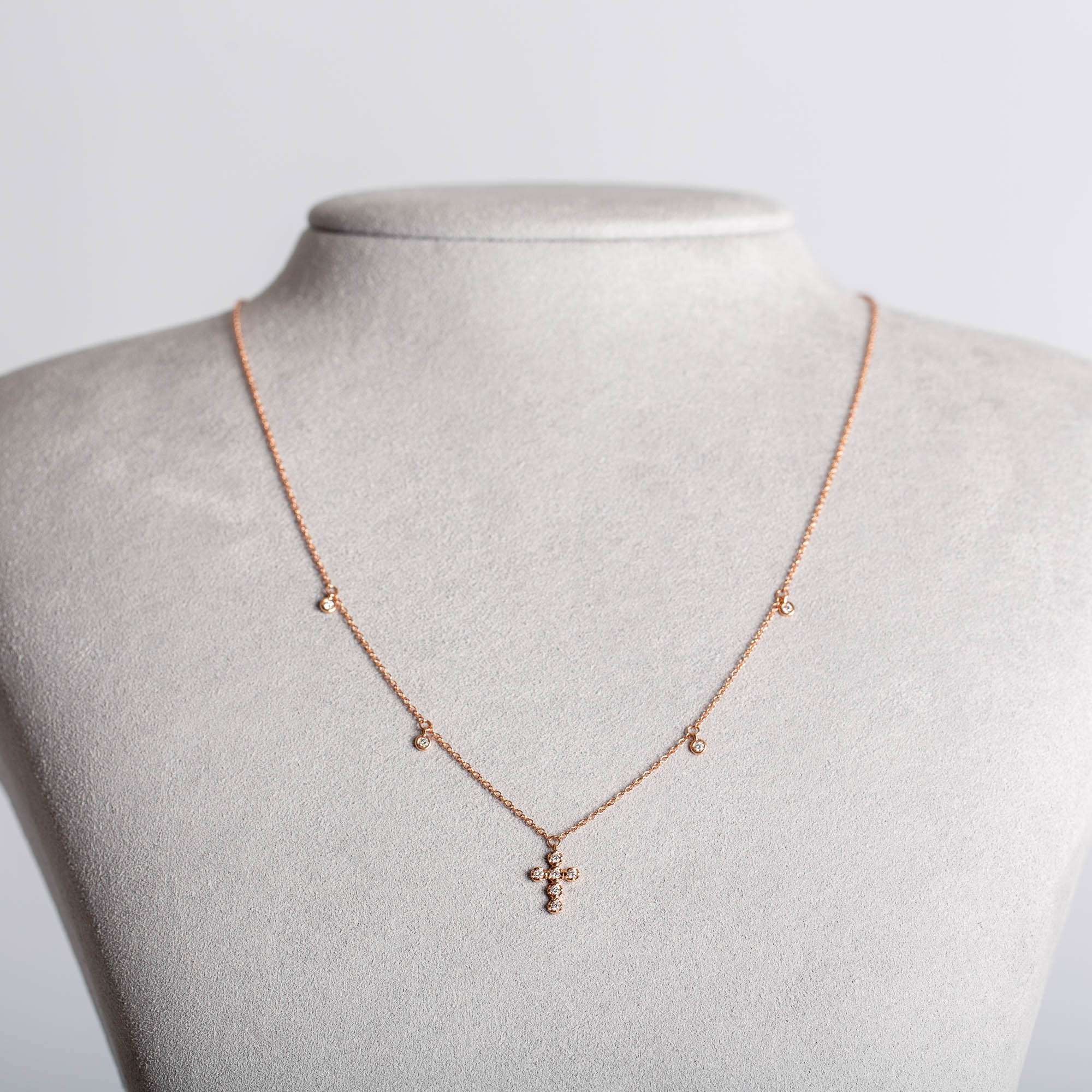 Sechs Diamanten Kreuz Halskette | 14K Roségold 1