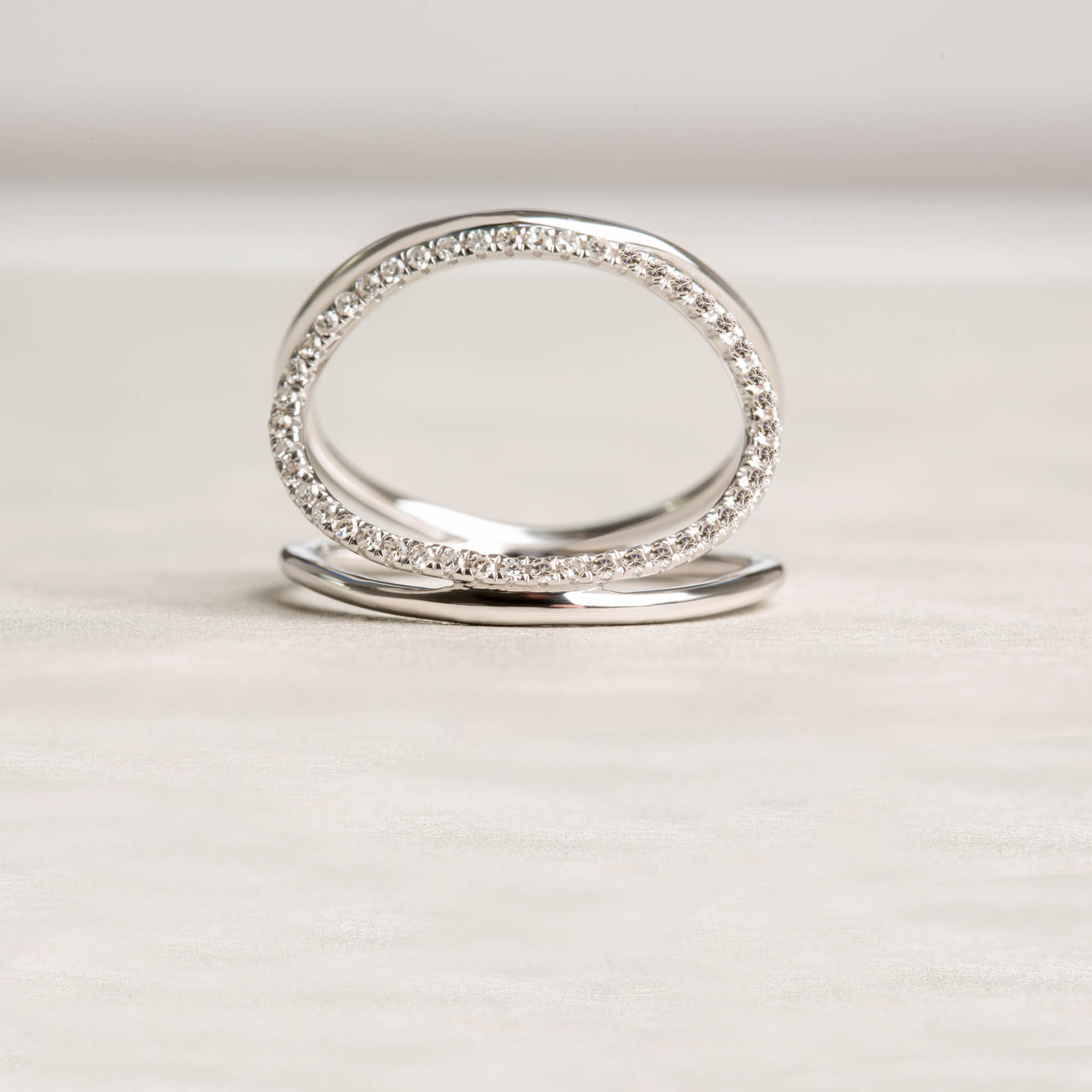 Triple cycle diamond ring | 14K White gold 1