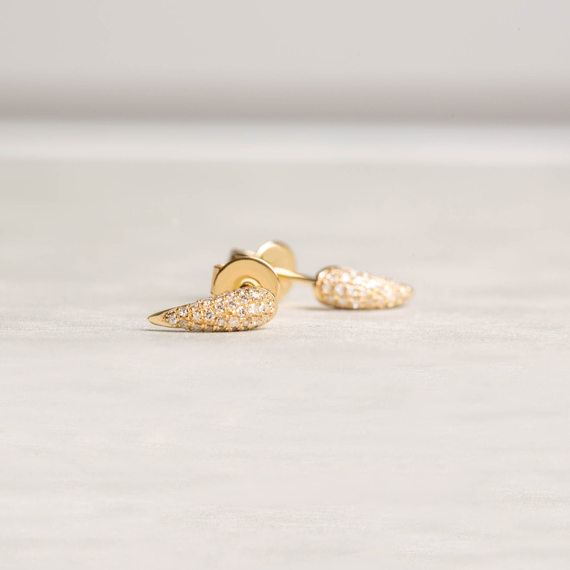 Triple Row Diamond Claw Studs Earring | 14K Yellow gold 1
