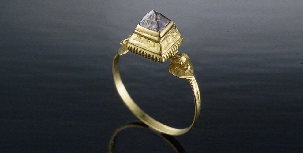 GIA ancient wedding ring yellow gold